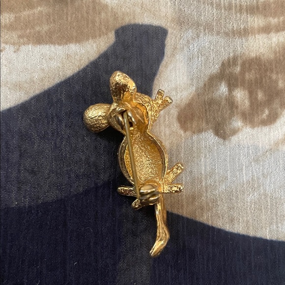 Vintage Gold-Tone Mouse Brooch 🐭✨ - Picture 2 of 2